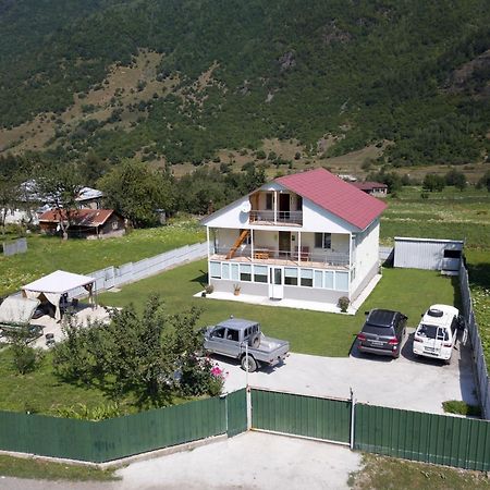 Guest House Gogia Zhabeshi Bagian luar foto