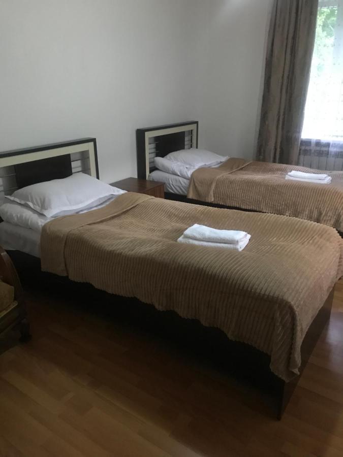 Guest House Gogia Zhabeshi Bagian luar foto