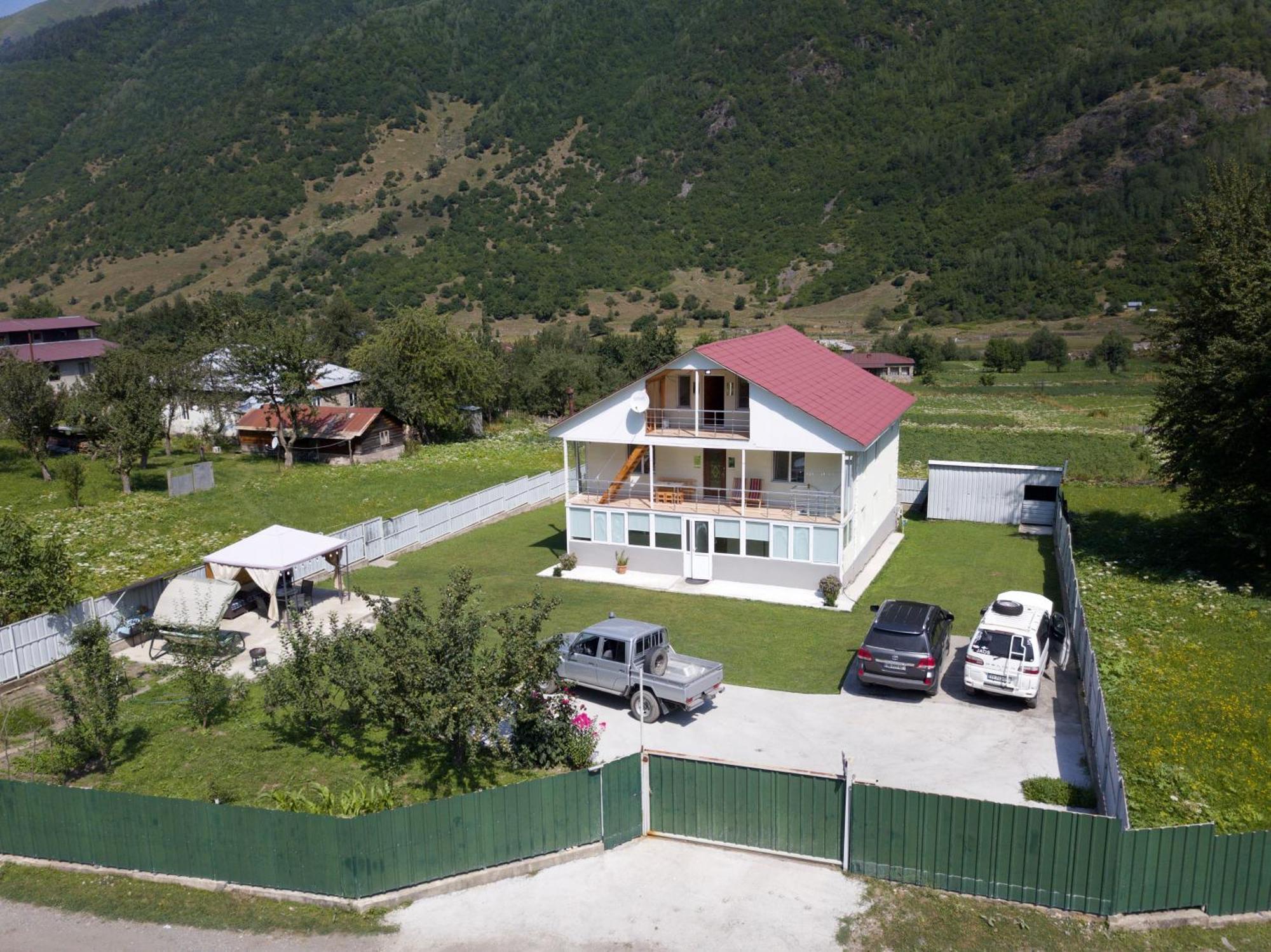 Guest House Gogia Zhabeshi Bagian luar foto